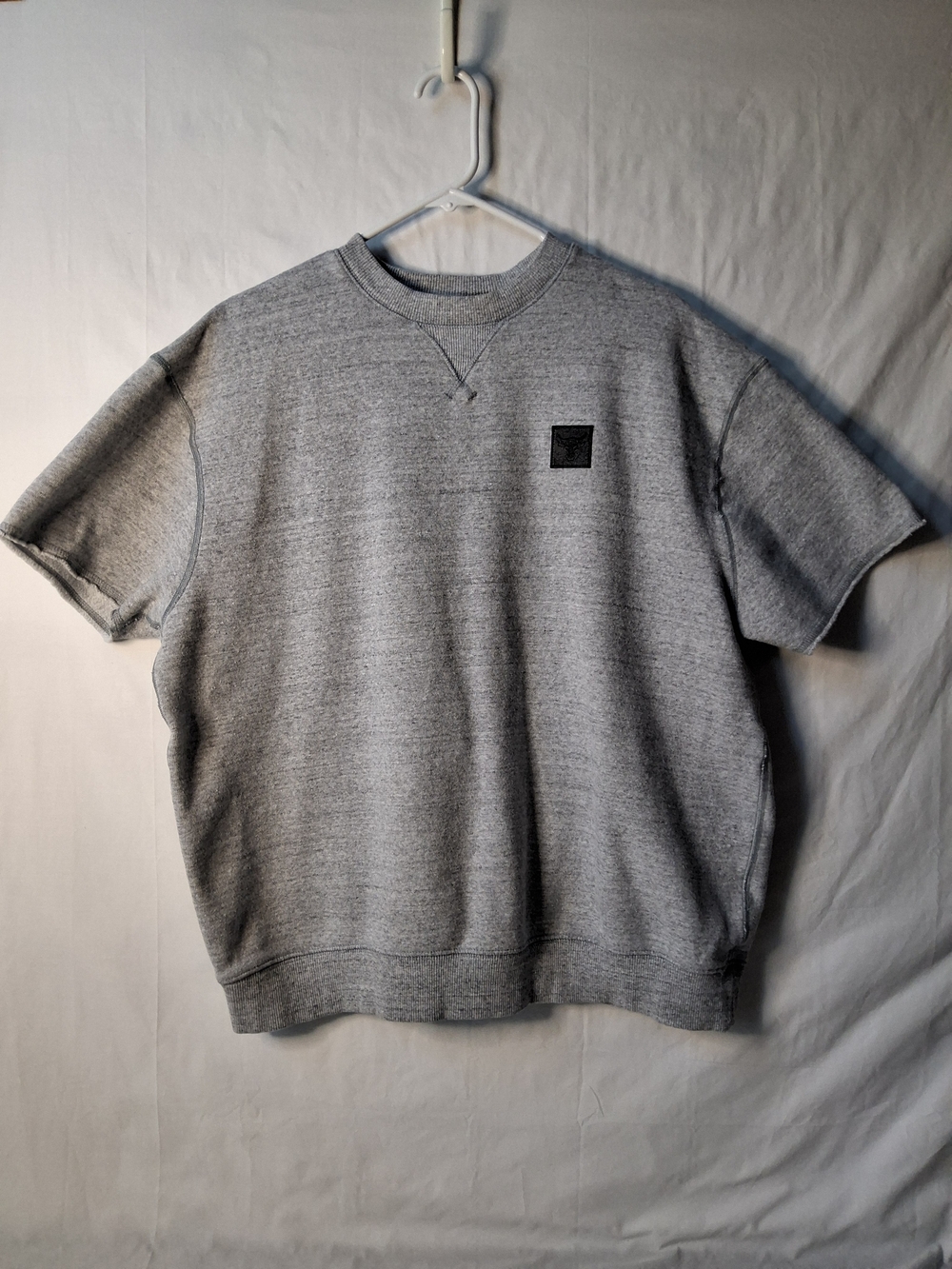 Under Armour Heather‎ Gray Short Sleeve Crew Sweatshirt